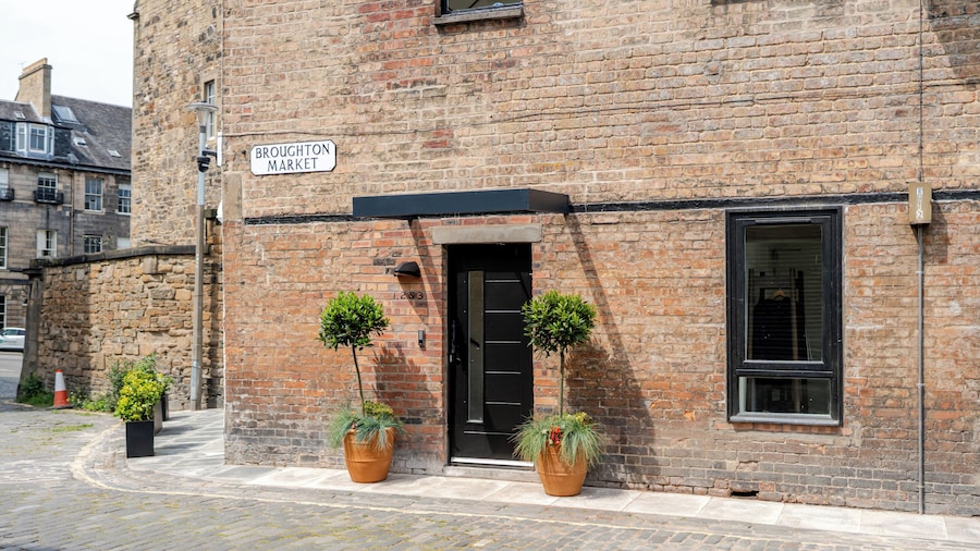 Broughton Market Aparthotel