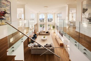6 bedrooms, Internet