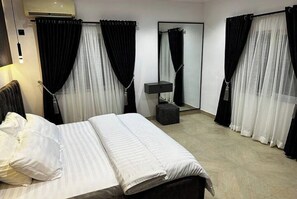 2 Schlafzimmer, Bügeleisen/Bügelbrett, WLAN