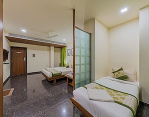 Executive Room AC 300 Square Feet | Literie fournie