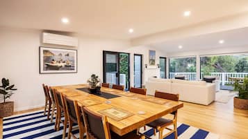 House | 3 bedrooms, Internet