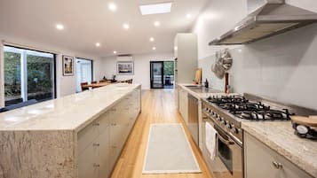House | 3 bedrooms, Internet