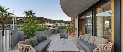 Apartment | 4 bedrooms, Internet