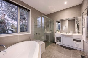House - Sunset Haven Views Pool Spa Kids Amenities (Melbourne)