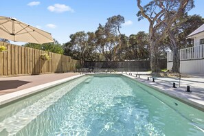 House | 4 bedrooms, Internet - Saltwood Coastal Hamptons Luxe With Pool (Melbourne)