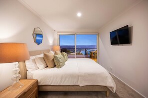 House | 5 bedrooms, Internet - Martha s Peak Heated Pool Views (Melbourne)