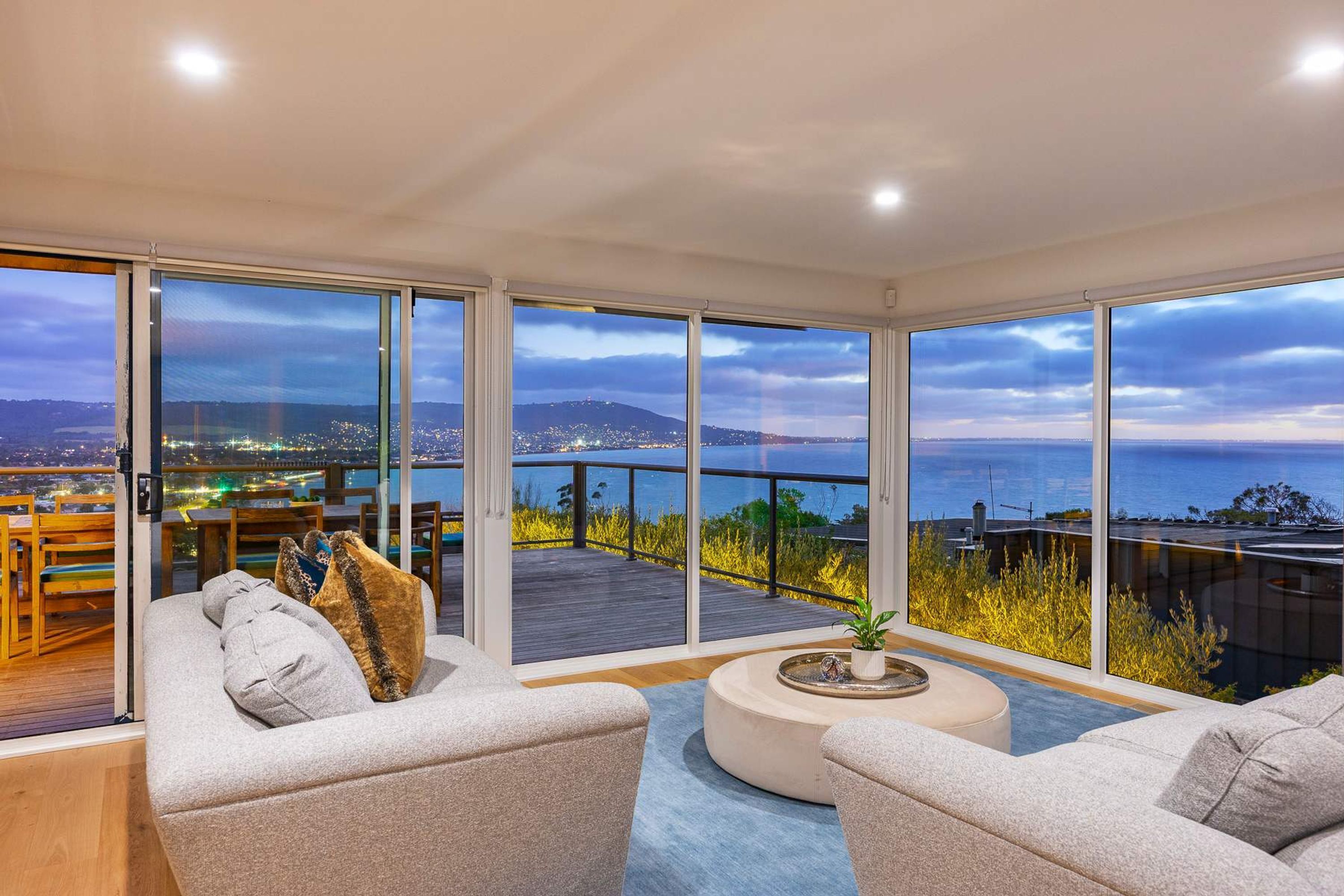 House | 5 bedrooms, Internet