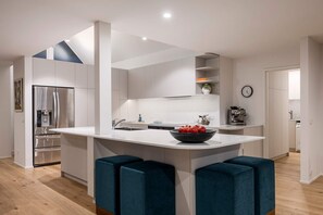 5 habitaciones y acceso a internet 