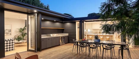 House | 4 bedrooms, Internet
