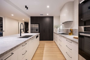 House | 4 bedrooms, Internet