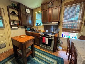 Microwave, stovetop