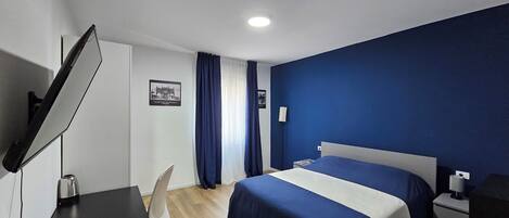 Deluxe Room, City View | Individually decorated, desk, free WiFi, bed sheets