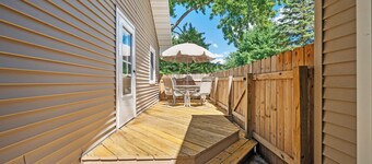 Welcome to Sips & Shore Inn!  Tranquil location between the shore and wineries.