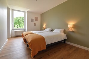 4 chambres, Wi-Fi, draps fournis