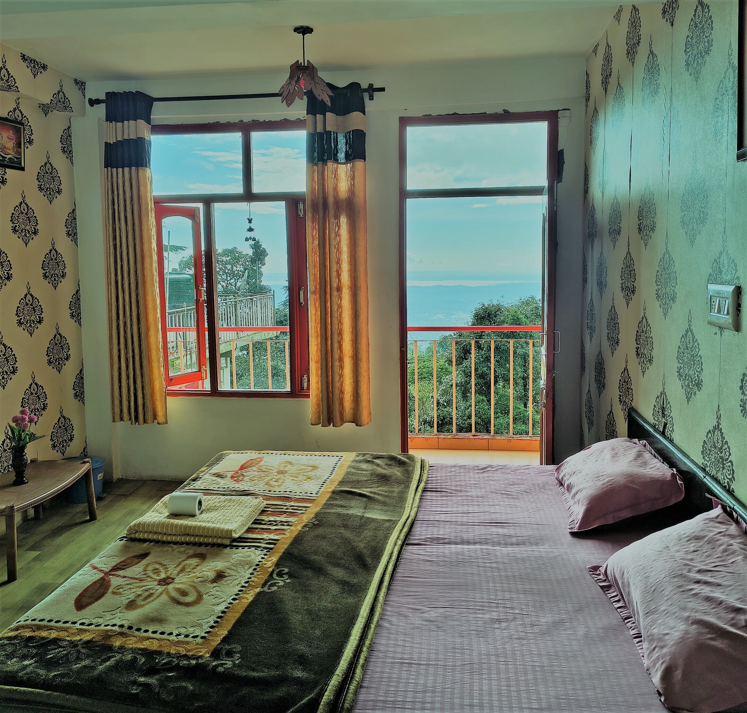 9 bedrooms, iron/ironing board, WiFi