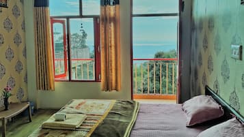 9 bedrooms, iron/ironing board, WiFi