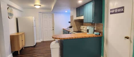 Oven, stovetop