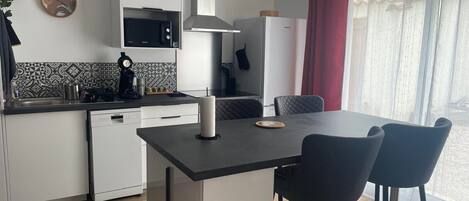 Microwave, oven, stovetop, dishwasher