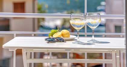 Fantastic Apartment “Casa Paqui”with Sea View, Mountain View & Wi-Fi