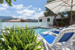 Pool - Fantastic Apartment “Casa Paqui”with Sea View, Mountain View & Wi-Fi (Puerto de Sóller)