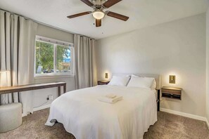 3 bedrooms, desk, iron/ironing board, WiFi