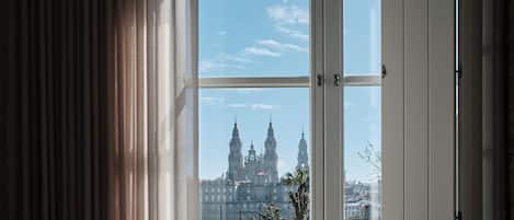 Superior Double Room, City View | Minibar, in-room safe, desk, laptop workspace