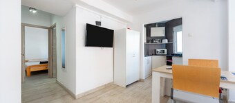 Apartment 'Calle Jaul' with Wi-Fi and Air Conditioning