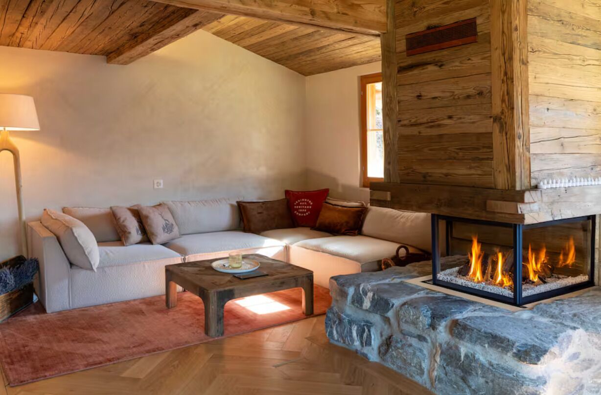 Télévision, cheminée