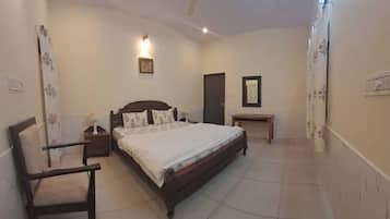 1 bedroom, iron/ironing board, WiFi