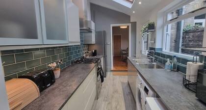 Pet friendly comfortable Victorian terraced home