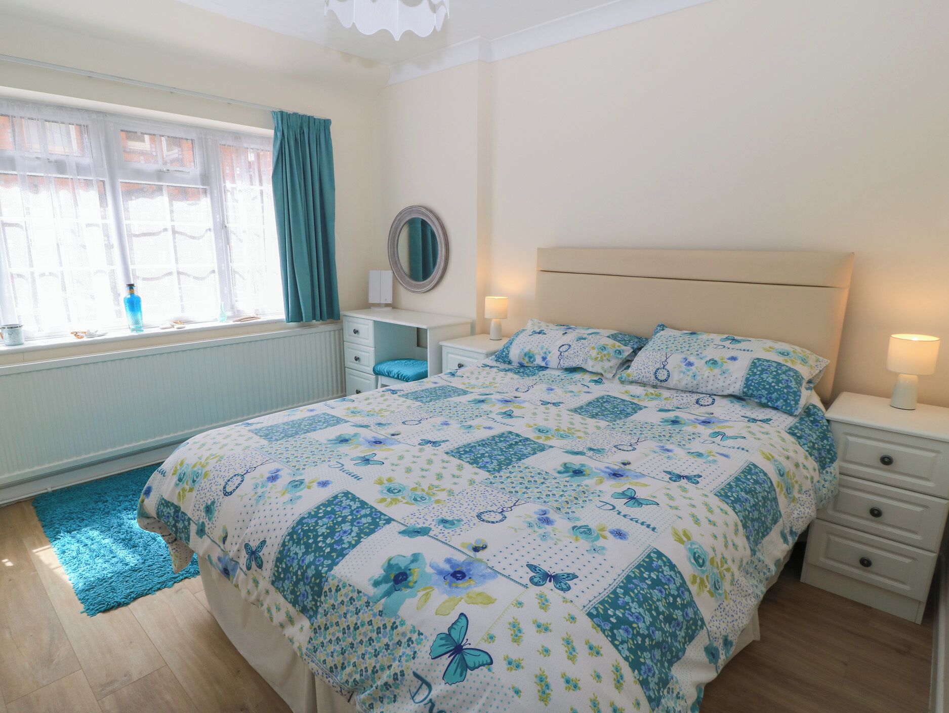 2 bedrooms, individually decorated, individually furnished, free WiFi