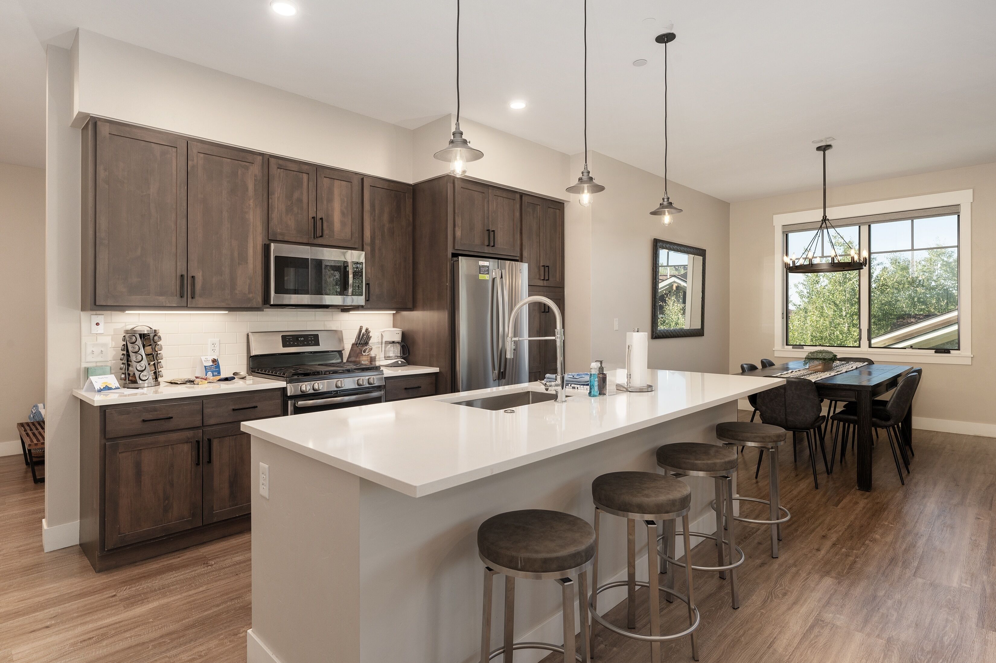 Condo, 2 Bedrooms | Private kitchen | Fridge, oven, coffee/tea maker, toaster