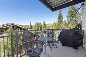 Condo, 2 Bedrooms | Outdoor dining - Downtown Flat 2 Bedroom Condo (Winter Park)
