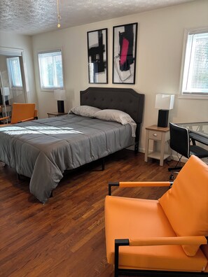 4 Schlafzimmer, Bügeleisen/Bügelbrett, WLAN, Bettwäsche