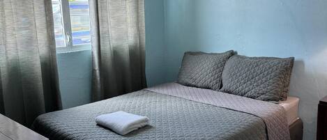 1 makuuhuone, työpöytä, silitysrauta/-lauta, ilmainen Wi-Fi