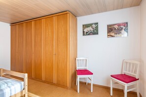1 Schlafzimmer, WLAN, Bettwäsche