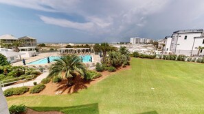 Beheizter Pool