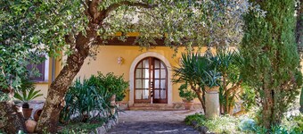 Country House 'Tolo' with Sea View, Private Pool and Wi-Fi