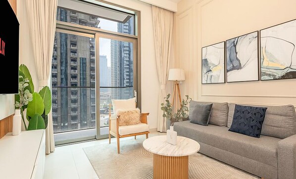 Living area - Chic 1BR Burj Crown Boulevard View (Dubai)