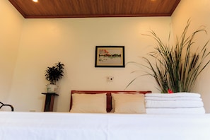 Classic Double Room, Mountain View | Individually decorated, desk, soundproofing, free WiFi - Heartfelt Hideaway (Hoa Lu)