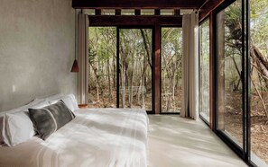 8 bedrooms, iron/ironing board, WiFi, bed sheets - Luxury Jungle Villa with Private Pool & Concierge (Tulum)