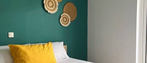 1 quarto, ferros/tábuas de passar roupa, Wi-Fi, roupa de cama