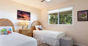 Condo, Multiple Beds, Balcony, Pool View (WSV 117) | 2 bedrooms, individually decorated, individually furnished - Oceanfront Condo 117 in Kailua-kona (Kailua-Kona)