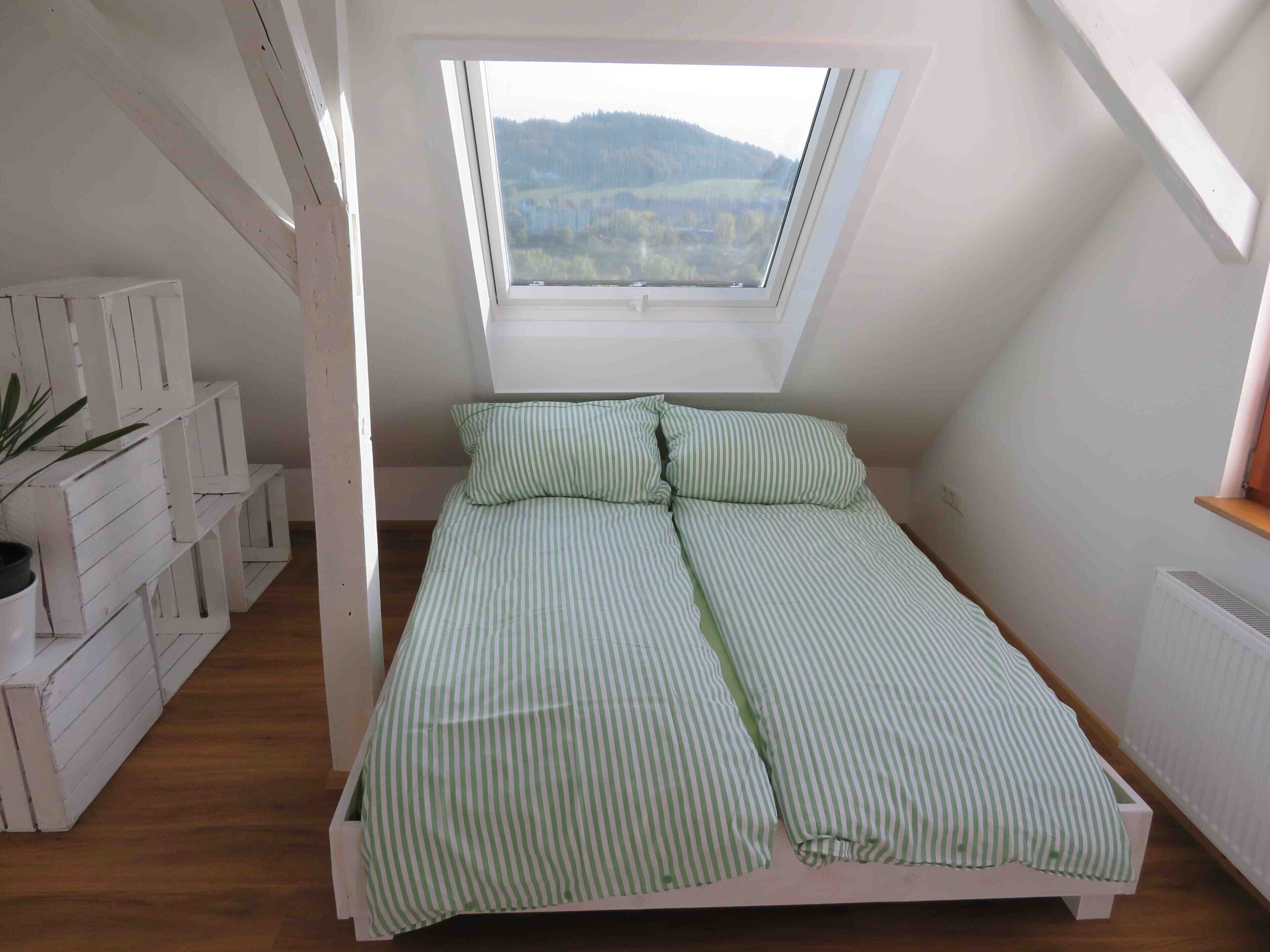 1 bedroom, WiFi, bed sheets