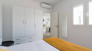 1 bedroom, iron/ironing board