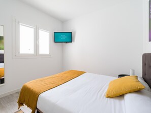 1 Schlafzimmer, Bügeleisen/Bügelbrett
