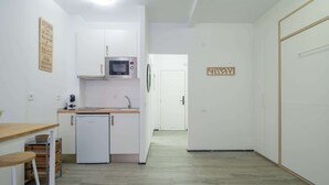 Private kitchen - Apartment in Las Palmas Near Playa de Las Canteras (Las Palmas de Gran Canaria)