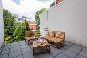 Outdoor dining - Sweett | Suite Mas B - 21 (Brussels)