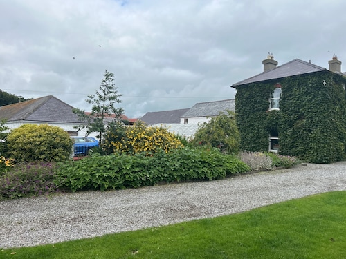 Cosy Kilkenny Apartment With 2 Bedrooms