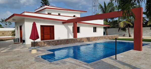 Piscine extérieure